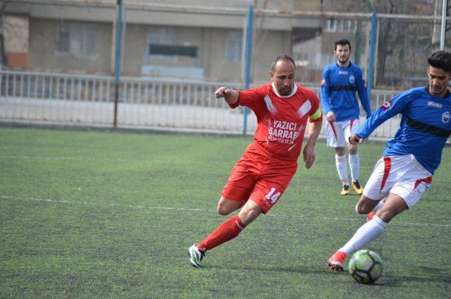 Büyüleyenspor oynadığı futbolla herkesi kendine hayran bıraktı