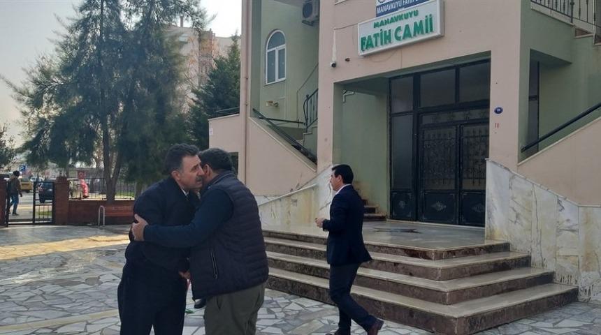 CHP&rsquo;li Sandal&rsquo;dan &ccedil;ifte m&uuml;jde