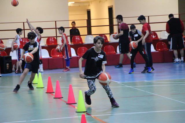 Gaziantep te Bah&ccedil;eşehir Koleji Spor Kul&uuml;b&uuml; n&uuml;n se&ccedil;meleri yapıldı 2