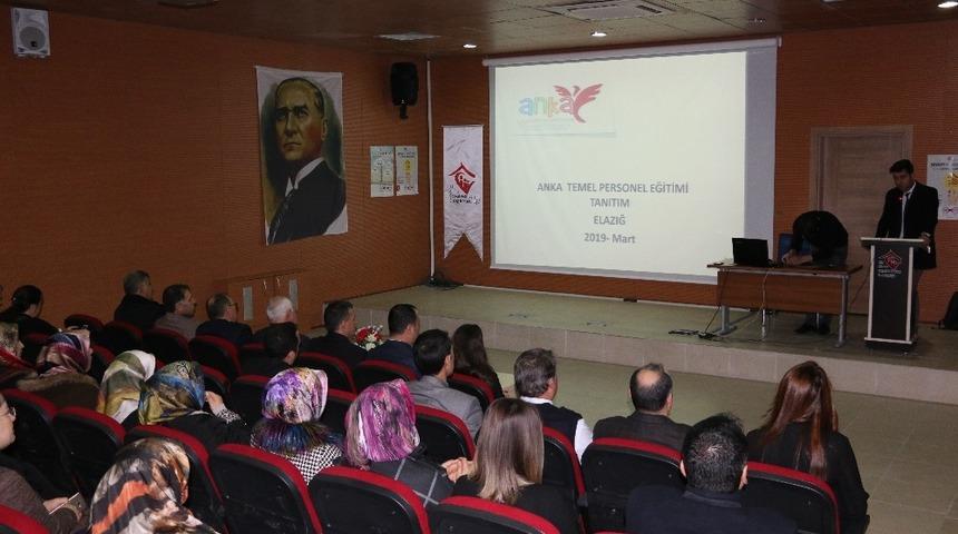 Elazığ&rsquo;da "&Ccedil;ocuk Destek Programı" eğitimi başladı