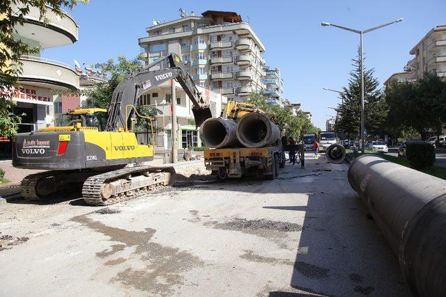 Büyükşehir, kayıp kaçağı önlemede yeni hedef belirledi