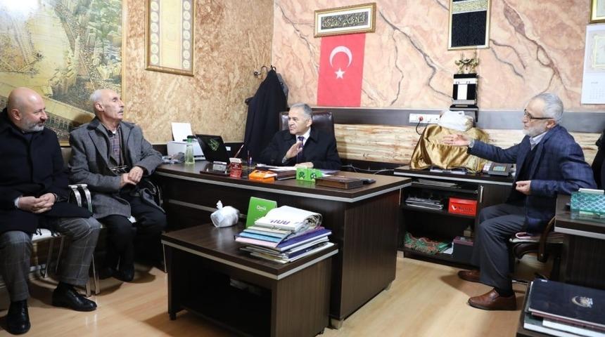 Başkan Memduh B&uuml;y&uuml;kkılı&ccedil;, "Eski Sanayi esnafı i&ccedil;in referandum yapacağız"