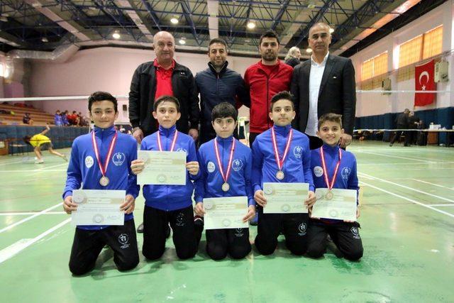 Badminton Anadolu Yıldızlar Ligi Yarı Final Müsabakaları