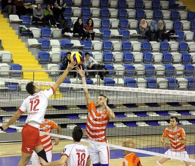 Voleybol 2. Lig yarı final müsabakaları sona erdi