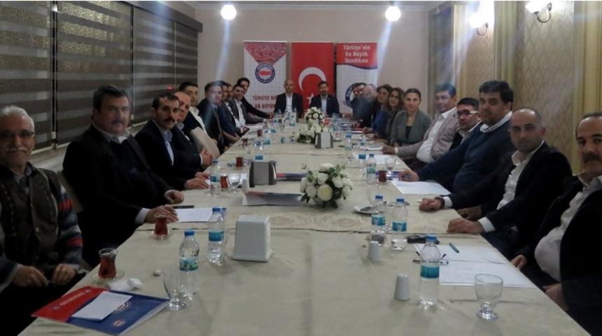 U&ccedil;ak: &ldquo;&Ouml;rg&uuml;tl&uuml; m&uuml;cadelemiz ile kazandık, kazandırdık&rdquo;