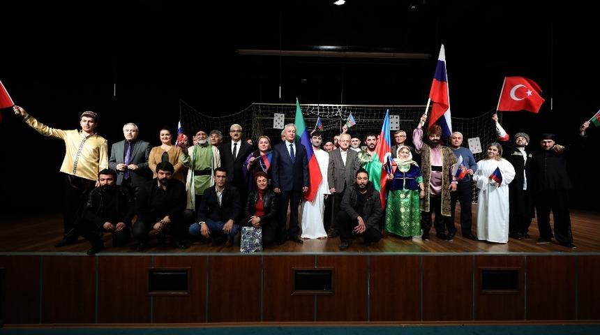 Mersin&rsquo;de &rsquo;T&uuml;rk D&uuml;nyası Tiyatro G&uuml;nleri&rsquo; başladı