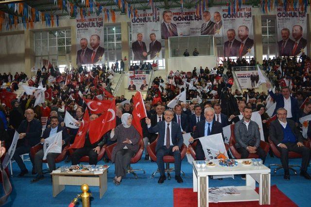 Cumayeri Belediye Başkanı Tuna projelerini tanıttı