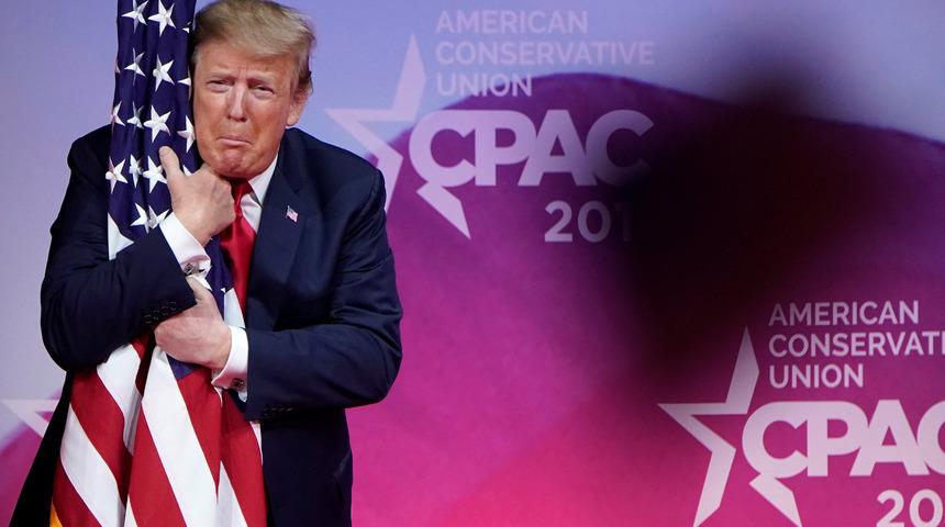 Trump'tan büyük gaf! Ölü sayısını yanlış yazdı