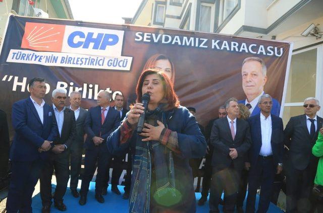 Özlem Çerçioğlu, Karacasu seçim ofisi açılışına katıldı