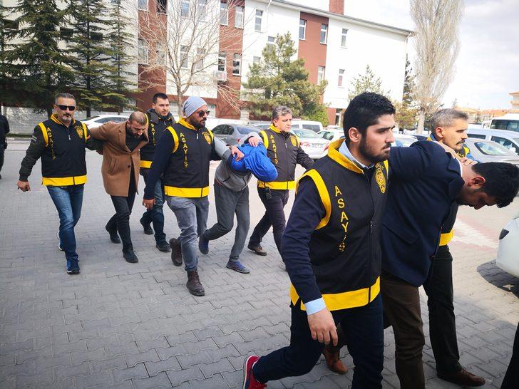 4'ünü de eğlence merkezinde yakaladılar! Polisi bile şaşırtan olay G1