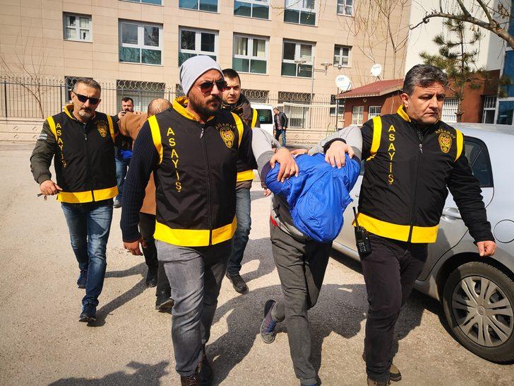 4'ünü de eğlence merkezinde yakaladılar! Polisi bile şaşırtan olay G3