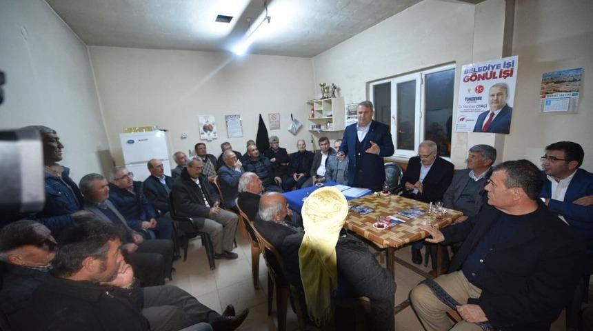 Cumhur İttifakı adayı &Ccedil;er&ccedil;i, 4 mahallede vatandaşla buluştu