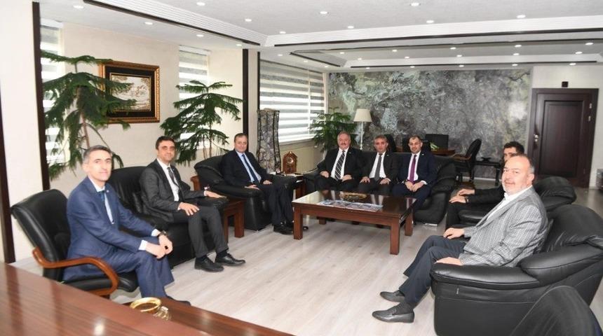 Kayseri OSB&rsquo;nin yeni y&ouml;netimi ziyaret turuna başladı