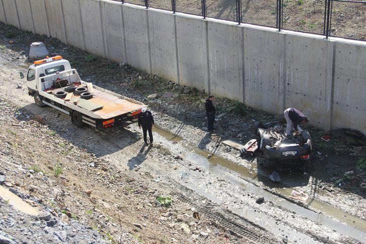 Aracını sanayiden aldı, test sürüşünde dere yatağına uçtu  G4
