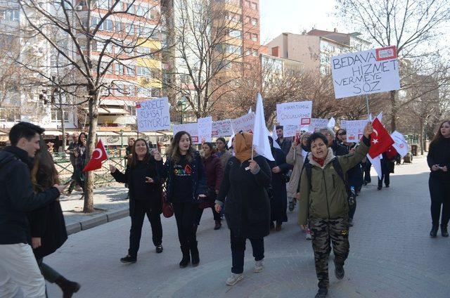 Çocukları için yürüdüler