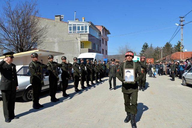 Kore gazisi Poyraz, son yolculuğuna uğurlandı