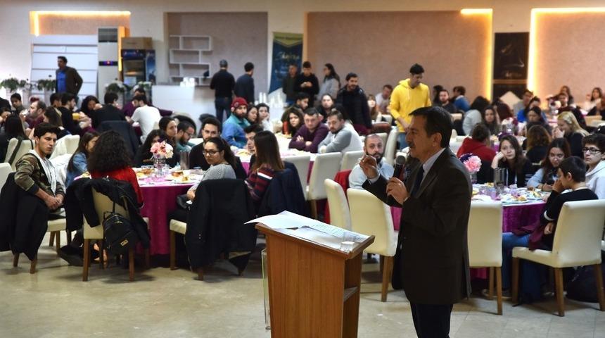 Başkan Ataç gençlerle buluştu