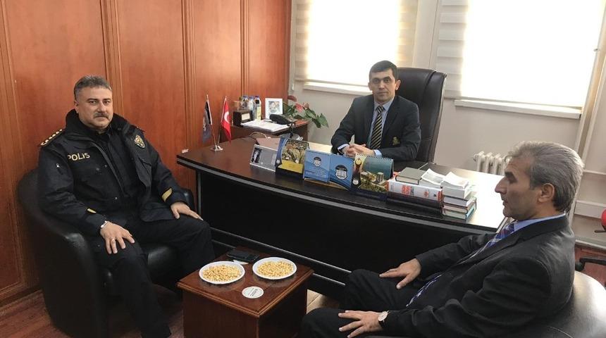 Giresun Emniyet M&uuml;d&uuml;r&uuml; Aktaş&rsquo;tan Se&ccedil;im Kurulları&rsquo;na ziyaret