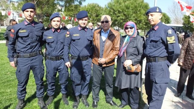 Burhaniye de Şehit Astsubay Ahmet &Ccedil;elik in adının verildiği park a&ccedil;ıldı 4