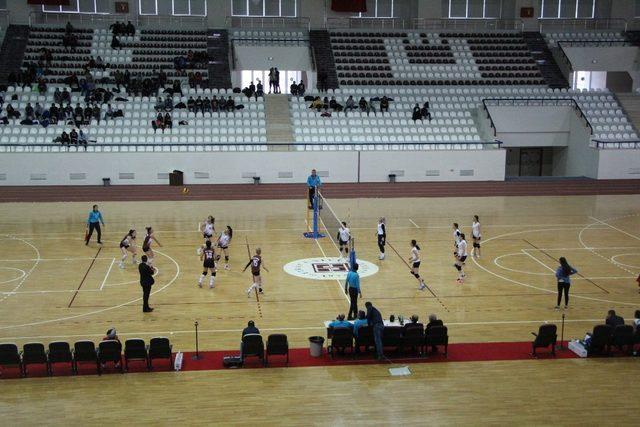 FÜ’de, Üniversiteler Spor Ligi Voleybol Grup Birinciliği müsabakaları