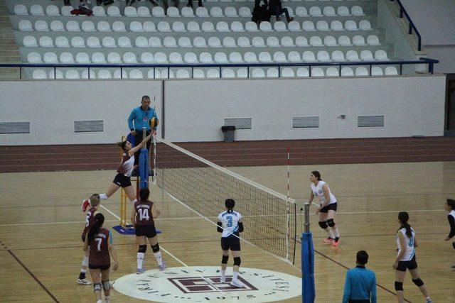 FÜ’de, Üniversiteler Spor Ligi Voleybol Grup Birinciliği müsabakaları