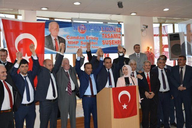 MHP adaylarını tanıttı