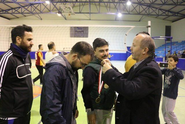 Cide’de Voleybol Turnuvası düzenlendi