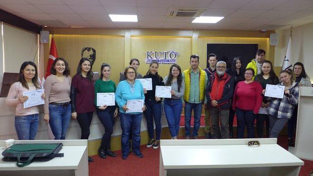Kuşadası Ticaret Odası’nda ileri seviye excel kursu düzenlendi