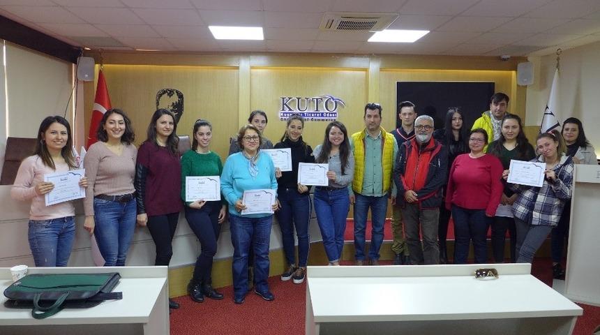 Kuşadası Ticaret Odası’nda ileri seviye excel kursu düzenlendi