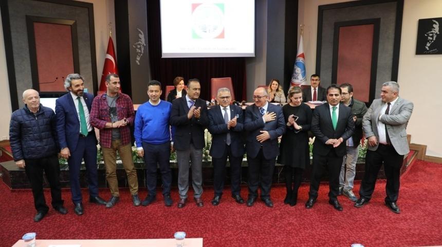 Başkan Memduh B&uuml;y&uuml;kkılı&ccedil;, "Basın m&uuml;zesi hayırlı olsun"