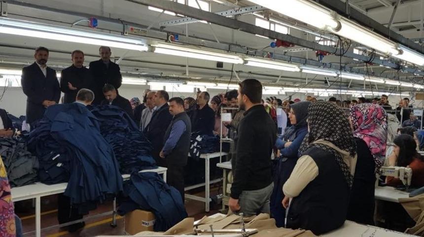 AK Parti heyeti tekstil iş&ccedil;ileriyle bir araya geldi