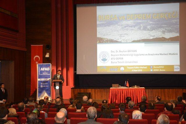 Bursa AFAD’ın “Bursa ve deprem gerçeği” konferansına yoğun ilgi