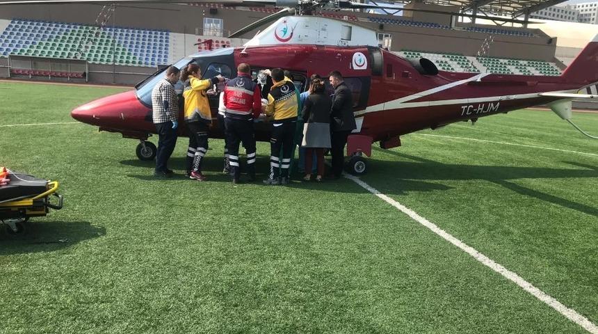 Hasta D&uuml;zce&rsquo;den İstanbul&rsquo;a hava ambulansı ile nakledildi
