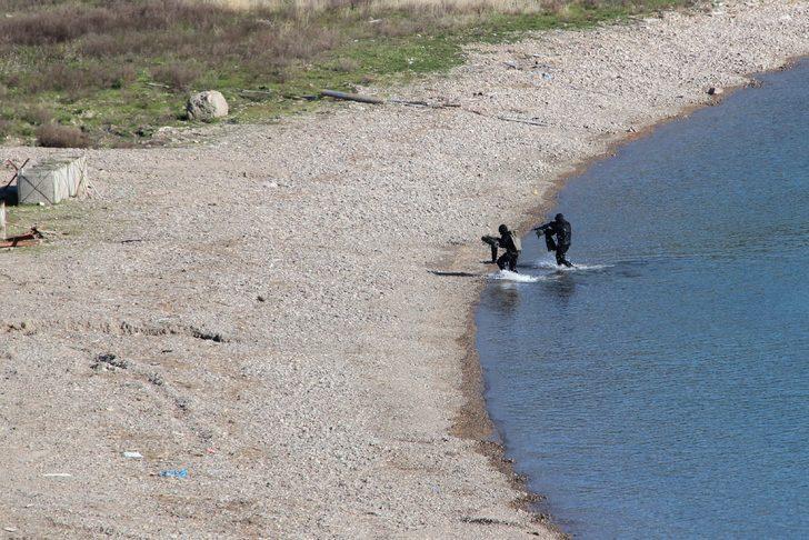  Mavi Vatan'da 'temsili ada'ya operasyon! İşte ilk görüntüler G4