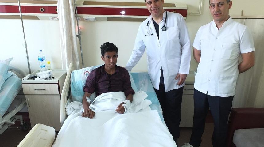 Taha&rsquo;nın kolu başarılı bir operasyonla kurtarıldı