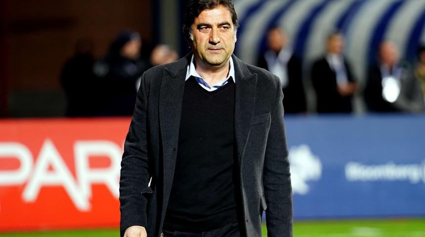 Ünal Karaman kadroyu dolduramadı