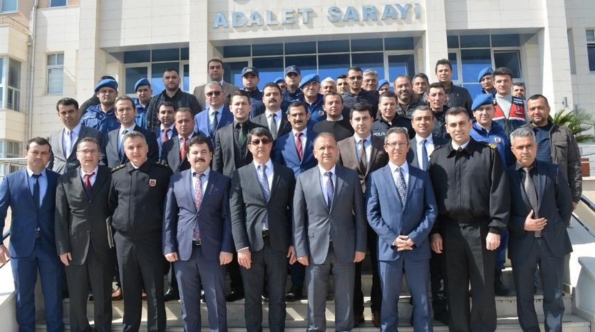 Cinbir: "Uyuşturucuya karşı m&uuml;cadelede b&uuml;y&uuml;k başarı elde edildi"