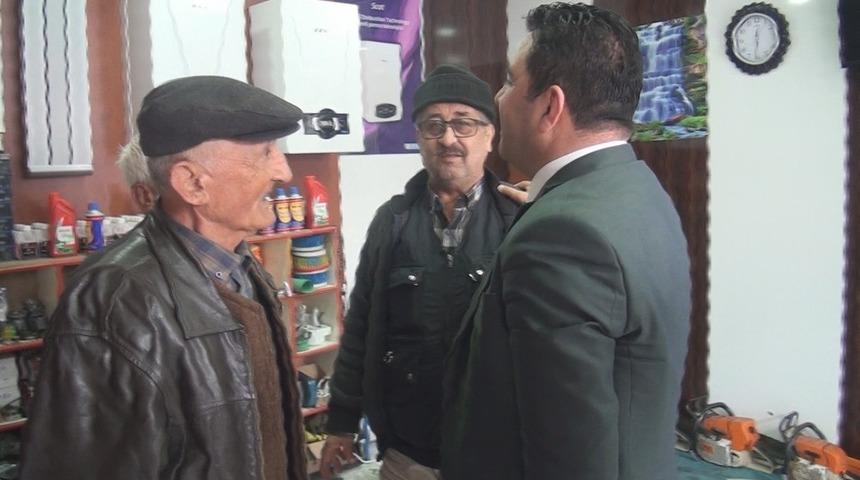 CHP’li aday Soner Gökçe Akçadağlılarla bir araya geldi