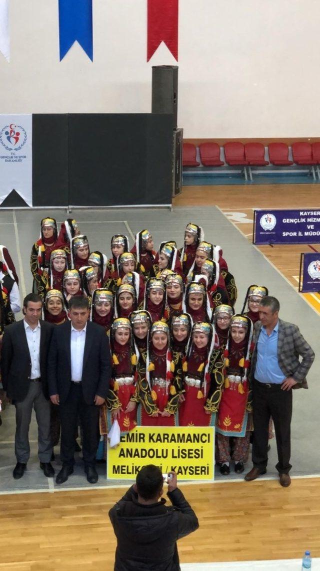 Halk Oyunlar Yıldızlar-Gençler yarışması Kayseri’de