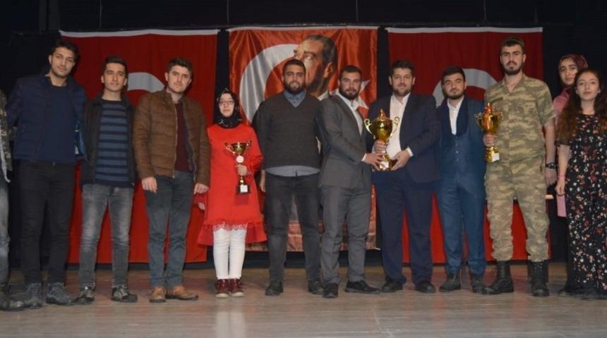Ahlat Gen&ccedil;lik Merkezinden b&uuml;y&uuml;k başarı