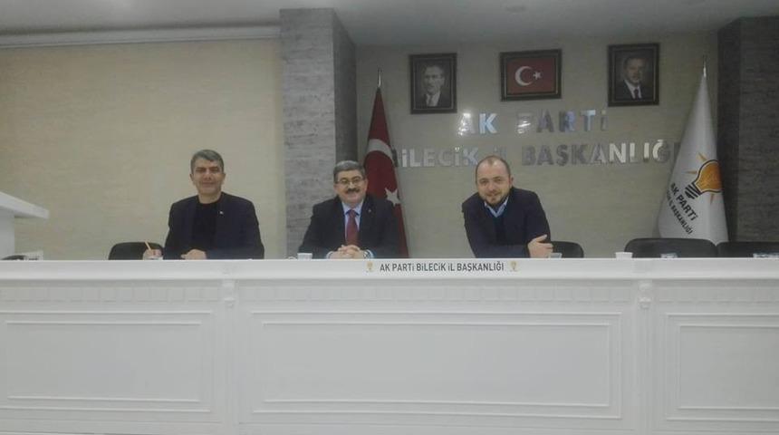 AK Parti İl Y&ouml;netim Kurulu toplantısı yapıldı