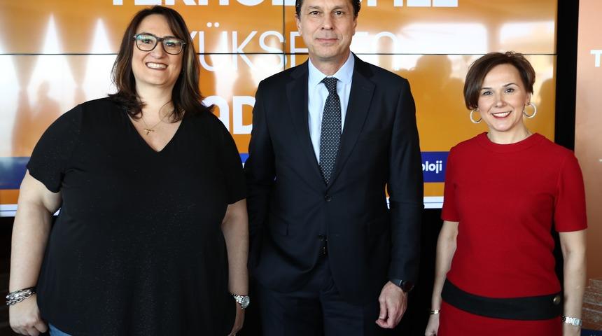 Teknosa&rsquo;dan 'Teknoloji ile Y&uuml;kselen Kadınlar' projesi