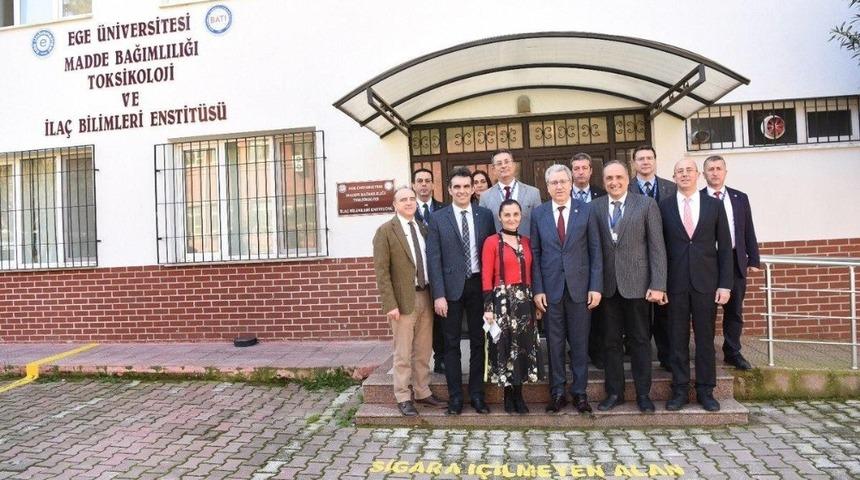 Ege&rsquo;de kişiye &ouml;zel sigara bıraktırma tedavisi uygulanıyor