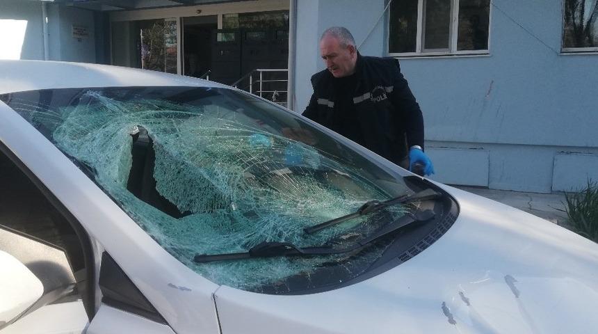 Yol kenarında bulunan cesedin sırrı &ccedil;&ouml;z&uuml;ld&uuml;