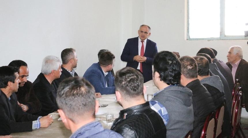 Başkan &Ouml;zt&uuml;rk Esnaflarla Kahvaltıda Buluştu