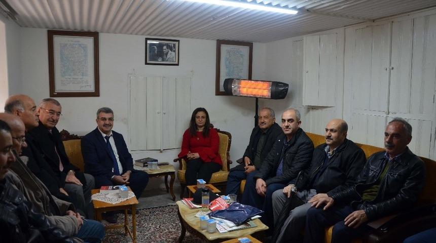 BTP&rsquo;li Başkan Adayı &Ouml;zkar, Atat&uuml;rk&ccedil;&uuml; D&uuml;ş&uuml;nce Derneğini ziyaret etti