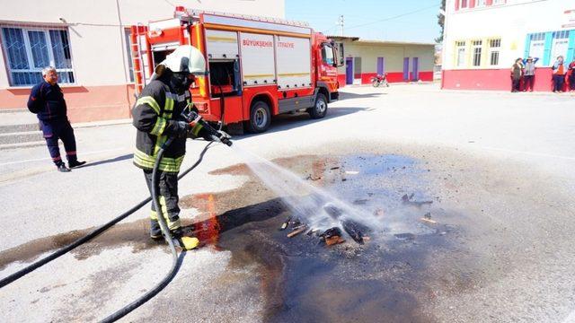 Sarıgöl’de yangın ve deprem tatbikatı