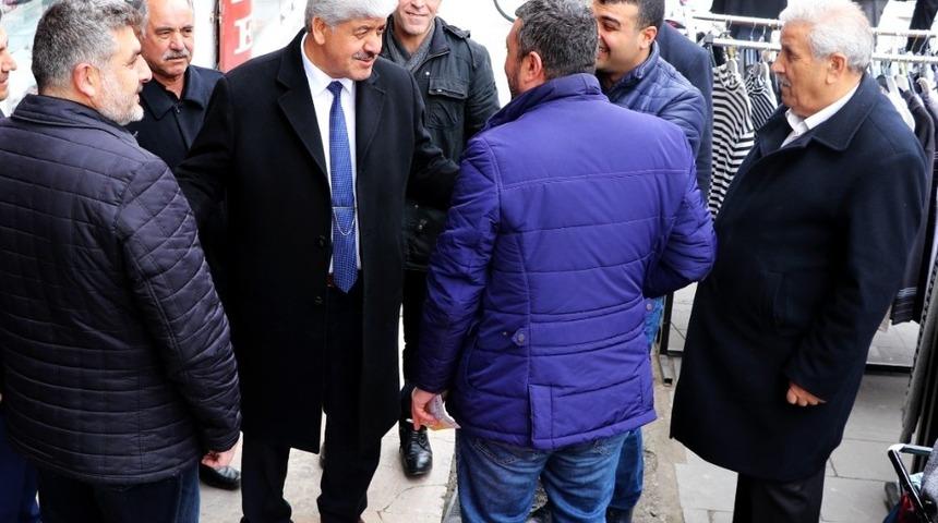 İyi partili Ekinci&rsquo;den hizmet tepkisi