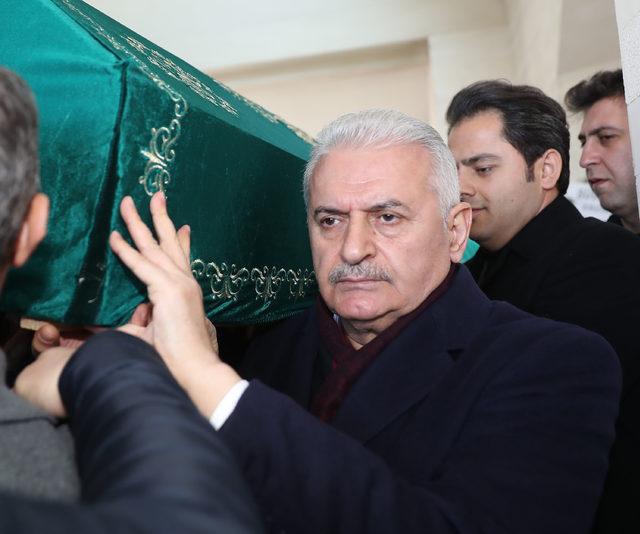 Binali Yıldırım, cenaze törenine katıldı