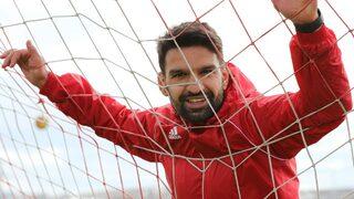 Sivassporlu Muhammet Demir fıtık ameliyatı oldu